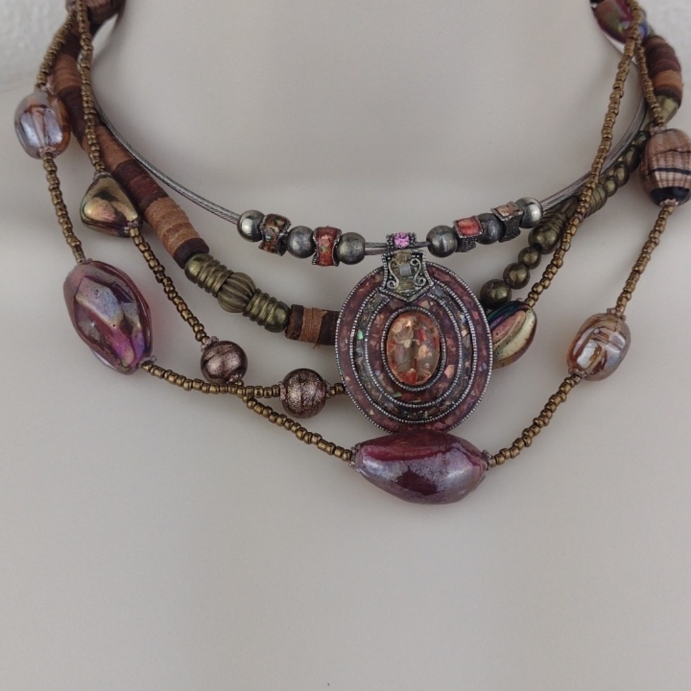 3 Necklaces That Belong Together, Though Each Bold Statements On Their Own! - Picture 12 of 16